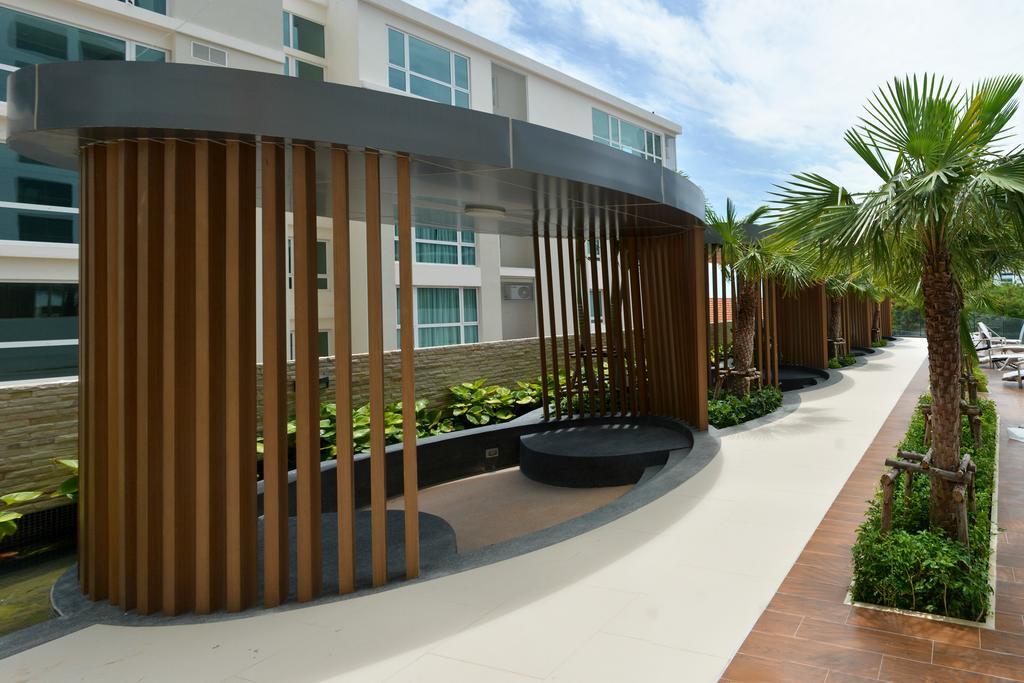 Peak Towers Condominium Pattaya Exterior photo