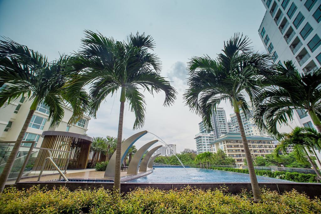 Peak Towers Condominium Pattaya Exterior photo
